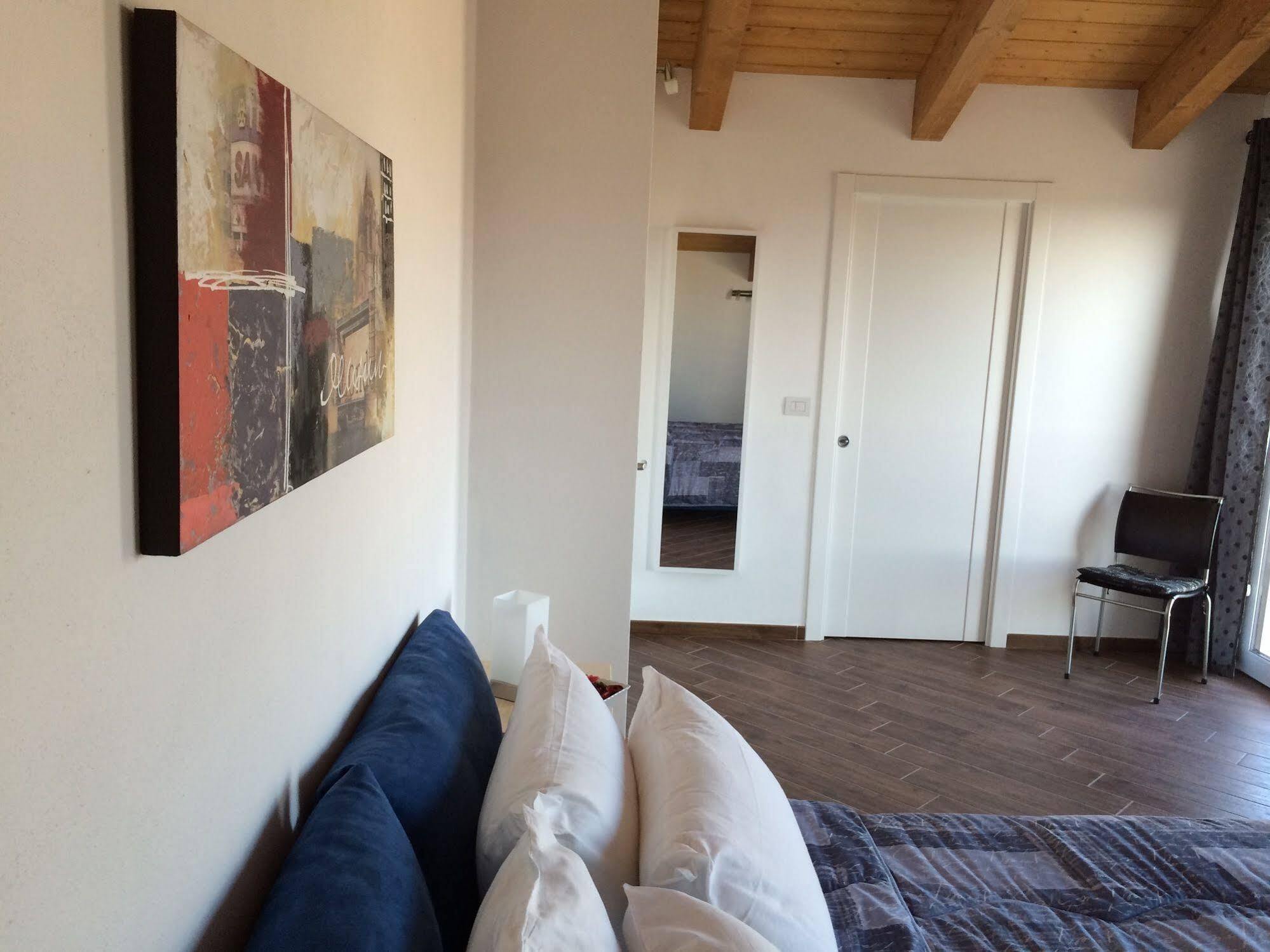 Residence Le Palme Torrazza Piemonte Extérieur photo