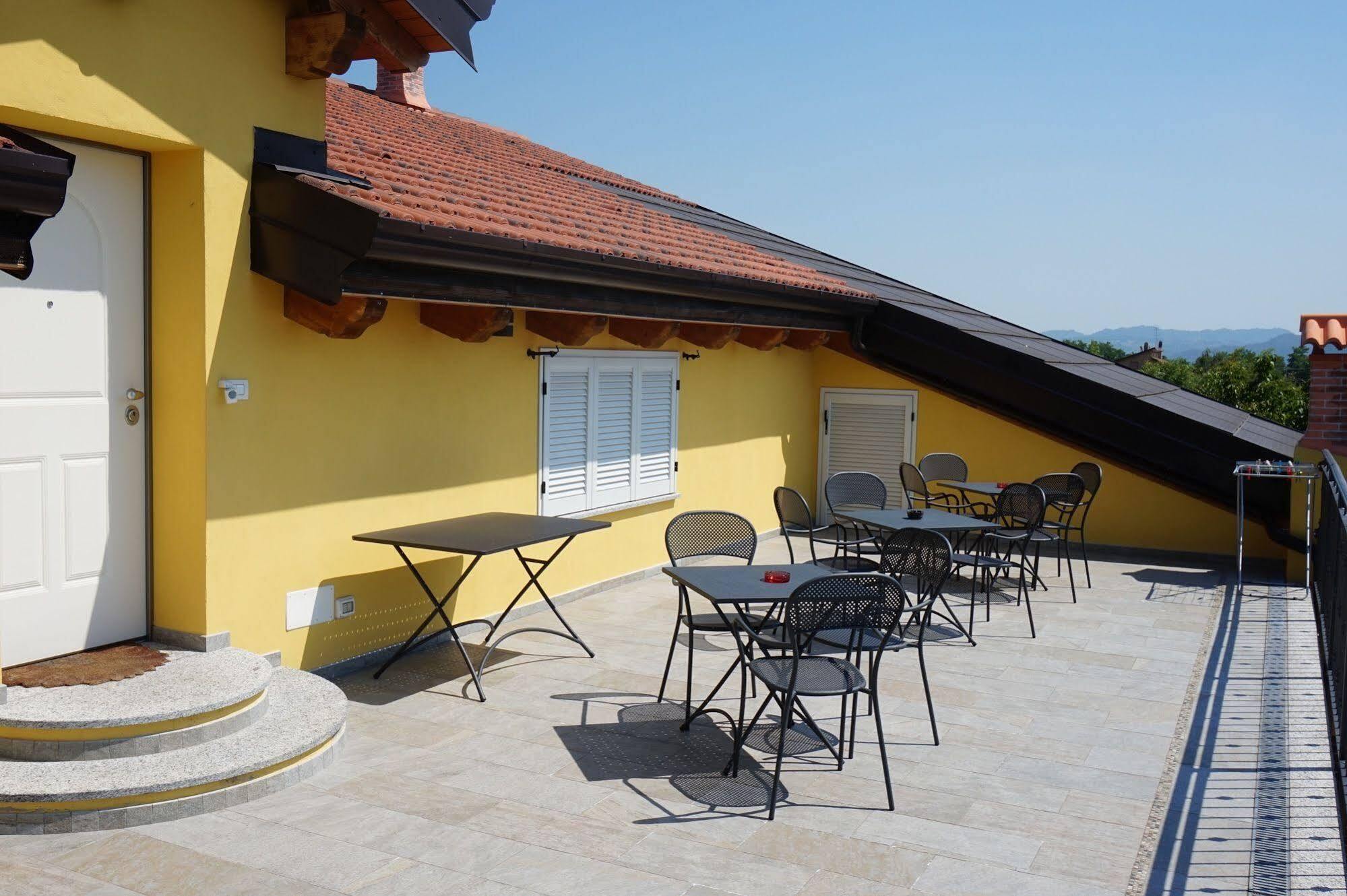 Residence Le Palme Torrazza Piemonte Extérieur photo
