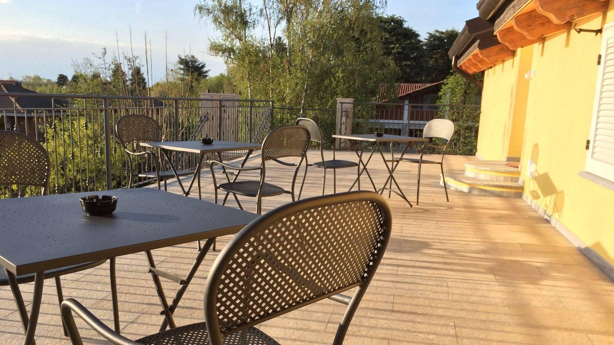 Residence Le Palme Torrazza Piemonte Extérieur photo