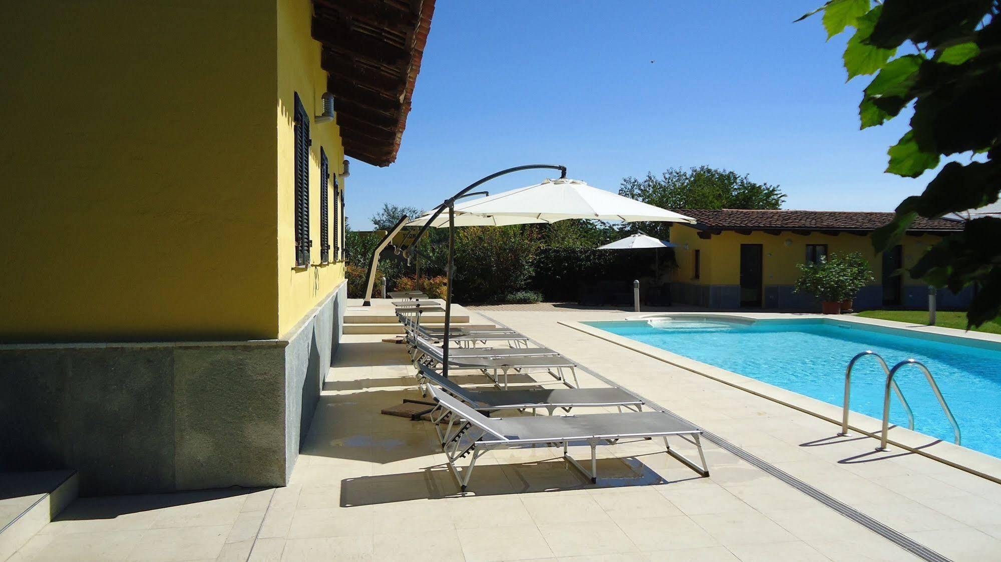 Residence Le Palme Torrazza Piemonte Extérieur photo